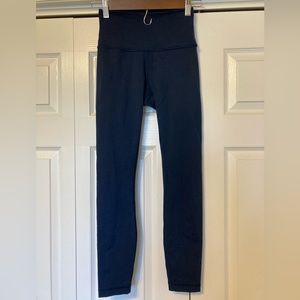Lululemon Wunder Under Leggings! (Navy Blue; Size 4.)